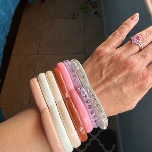 Chic Heart Bangles
